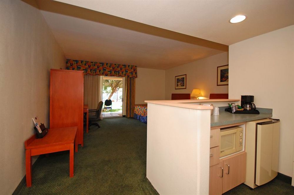 Windemere Hotel & Conference Center Mesa Εξωτερικό φωτογραφία